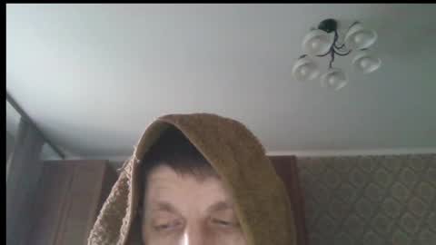 Snapshot of luntik10 chatting on May 27, 2026, 12:35 pm luntik10 online show from May 27, 2026, 12:35 pm