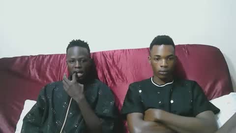 luoislove online show from April 2, 2026, 5:38 am