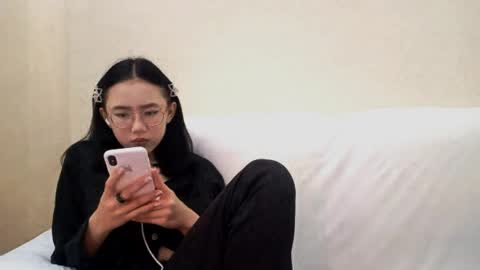 Roxie online show from June 5, 2026, 1:06 pm
