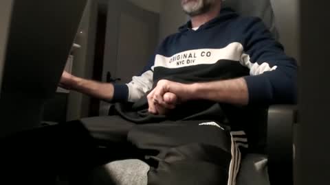 Snapshot of lure4beef chatting on December 20, 2024, 10:00 pm lure4beef online show from December 20, 2024, 10:00 pm