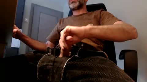 Snapshot of lure4beef chatting on February 8, 2025, 4:04 pm lure4beef online show from February 8, 2025, 4:04 pm