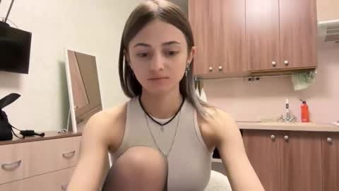 Snapshot of lurlineoline chatting on November 3, 2025, 5:03 pm May online show from November 3, 2025, 5:03 pm