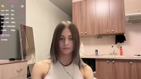 Snapshot of lurlineoline chatting on November 12, 2025, 4:40 pm May online show from November 12, 2025, 4:40 pm