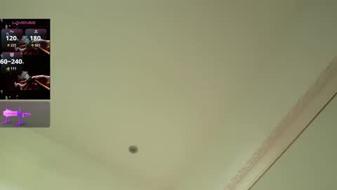 Snapshot of lusciouslipsxx chatting on December 16, 2025, 7:02 am lusciouslipsxx online show from December 16, 2025, 7:02 am