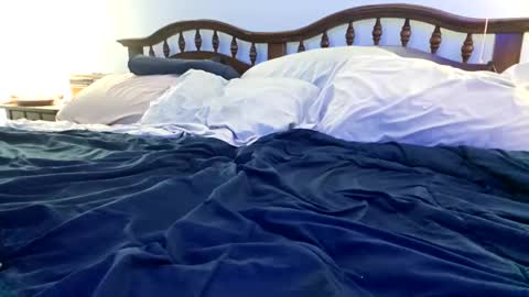 Kikithebaee online show from December 20, 2024, 1:36 am