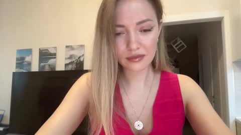 Snapshot of lusiluv chatting on October 2, 2025, 2:24 pm lusiluv online show from October 2, 2025, 2:24 pm