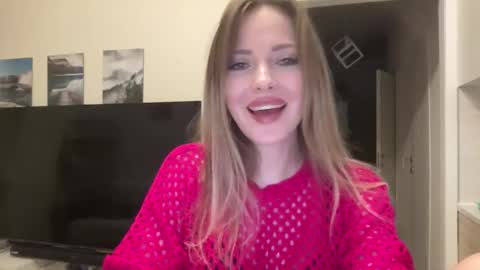 Snapshot of lusiluv chatting on October 18, 2025, 10:32 pm lusiluv online show from October 18, 2025, 10:32 pm