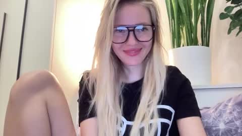 Snapshot of lusiluv chatting on February 4, 2026, 7:09 pm lusiluv online show from February 4, 2026, 7:09 pm