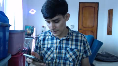 Snapshot of lusrodri chatting on October 12, 2025, 9:47 pm Sebastian E. online show from October 12, 2025, 9:47 pm