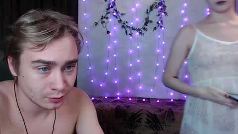 Snapshot of lust444money chatting on November 4, 2025, 12:43 am lust444money online show from November 4, 2025, 12:43 am