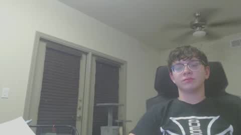 LustfulLives online show from March 12, 2025, 6:29 am