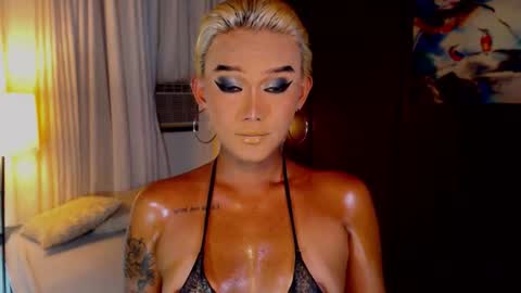 AdriannaFowks online show from June 13, 2026, 1:36 am