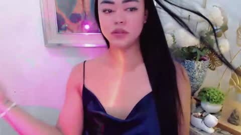 Trina online show from June 7, 2026, 4:27 am