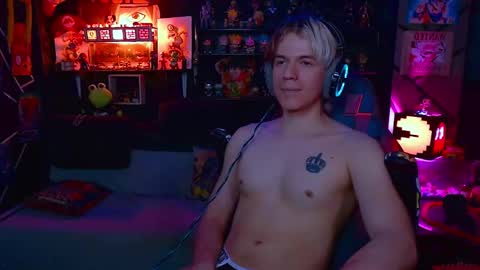 lustymatt online show from November 10, 2025, 11:37 pm