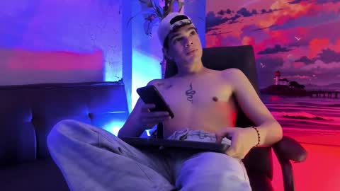 luuck online show from February 15, 2026, 7:51 am