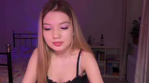 luv_jess online show from January 28, 2025, 2:43 am