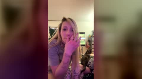 Hypnotic9786 online show from April 2, 2026, 11:46 pm