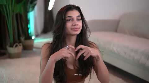 Caprice online show from November 24, 2025, 11:21 am