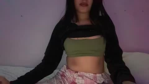 Luviee online show from February 4, 2026, 2:39 am