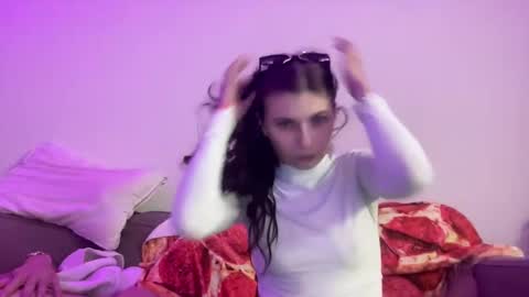 luvkoko online show from October 5, 2025, 7:17 am