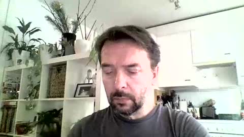 Snapshot of luvly chatting on January 14, 2025, 8:20 am Luvly online show from January 14, 2025, 8:20 am