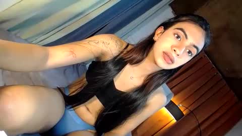 luvrr_trixie online show from March 9, 2026, 12:20 pm