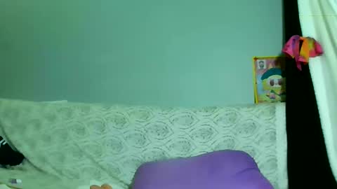 Bee Bee online show from March 7, 2025, 11:07 am