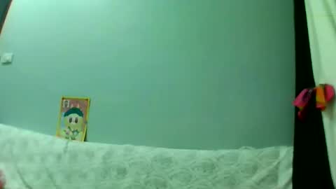 Bee Bee online show from March 9, 2025, 3:16 pm