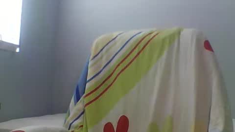 Bee Bee online show from March 8, 2026, 2:59 am