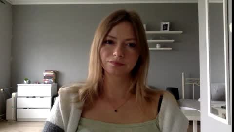 Millie online show from September 22, 2025, 2:41 pm