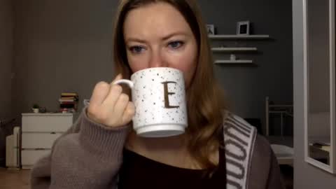 Millie online show from November 16, 2025, 2:55 pm