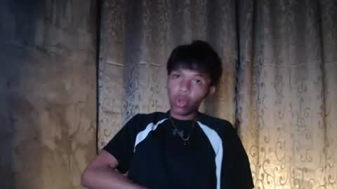 luxirfy online show from October 15, 2025, 3:34 pm