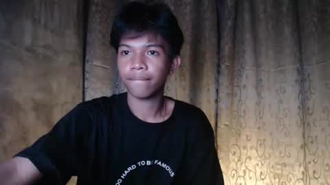 luxirfy online show from October 16, 2025, 9:38 pm