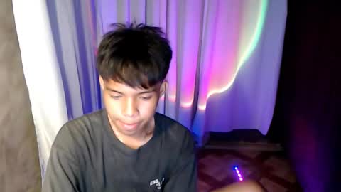 luxirfy online show from April 10, 2026, 5:06 pm