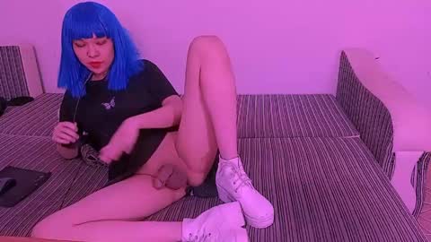 LuxMelys online show from April 21, 2026, 5:36 am