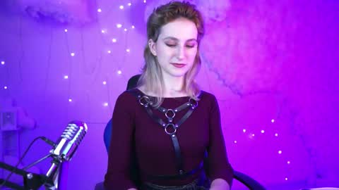 Snapshot of luxrayi chatting on January 5, 2025, 6:56 pm Ray online show from January 5, 2025, 6:56 pm