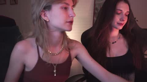 Snapshot of luxrayi chatting on January 16, 2025, 9:05 am Ray online show from January 16, 2025, 9:05 am