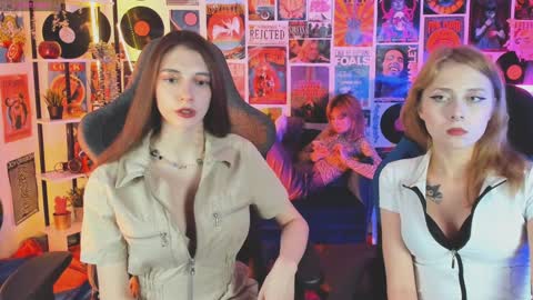 Snapshot of luxrayi chatting on January 21, 2025, 6:02 pm Ray online show from January 21, 2025, 6:02 pm