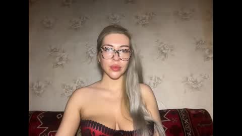 Snapshot of luxsonyastar chatting on November 27, 2025, 8:55 pm LuxSonyaStar online show from November 27, 2025, 8:55 pm