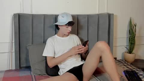 Tommy and Polly online show from October 15, 2025, 7:03 pm