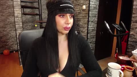 Spoiled dominant mindfucker mistress MakeupartistNail ArtistFitness and Yoga lover online show from December 5, 2024, 7:17 pm