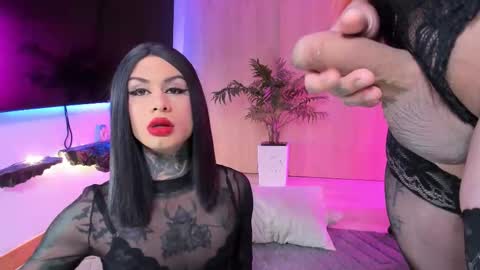 Lucy and Kristhy online show from January 8, 2026, 3:25 pm