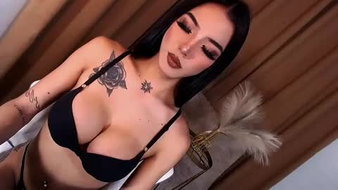 luxy online show from January 10, 2025, 6:53 am