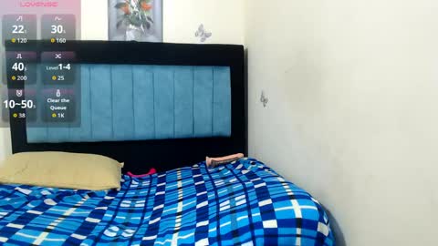 LUZYXS online show from June 5, 2026, 12:33 pm