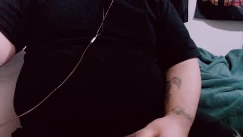 Snapshot of lvcifer_ chatting on January 25, 2025, 1:32 am ayoo online show from January 25, 2025, 1:32 am