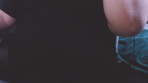 Snapshot of lvcifer_ chatting on September 18, 2025, 7:43 am ayoo online show from September 18, 2025, 7:43 am