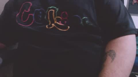 Snapshot of lvcifer_ chatting on October 13, 2025, 8:25 am ayoo online show from October 13, 2025, 8:25 am