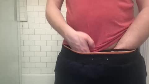 lvguynextdoor440656 online show from November 30, 2025, 8:35 pm