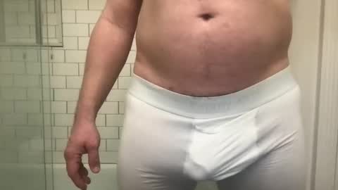 lvguynextdoor440656 online show from January 9, 2026, 2:36 am