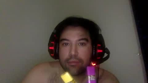 lvraider17 online show from February 12, 2025, 7:13 am